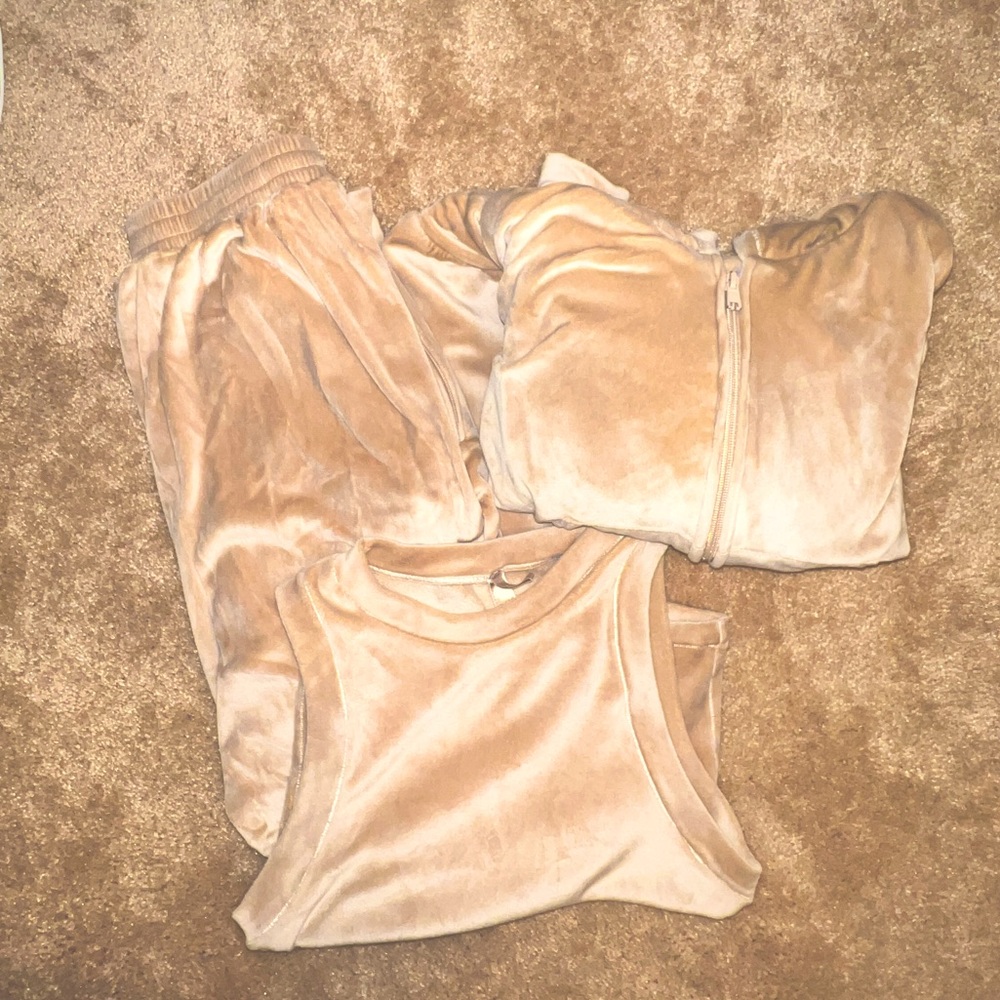 3 piece Skims velour set